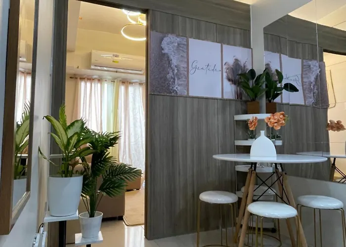 Field Residences Near Airport * Manila